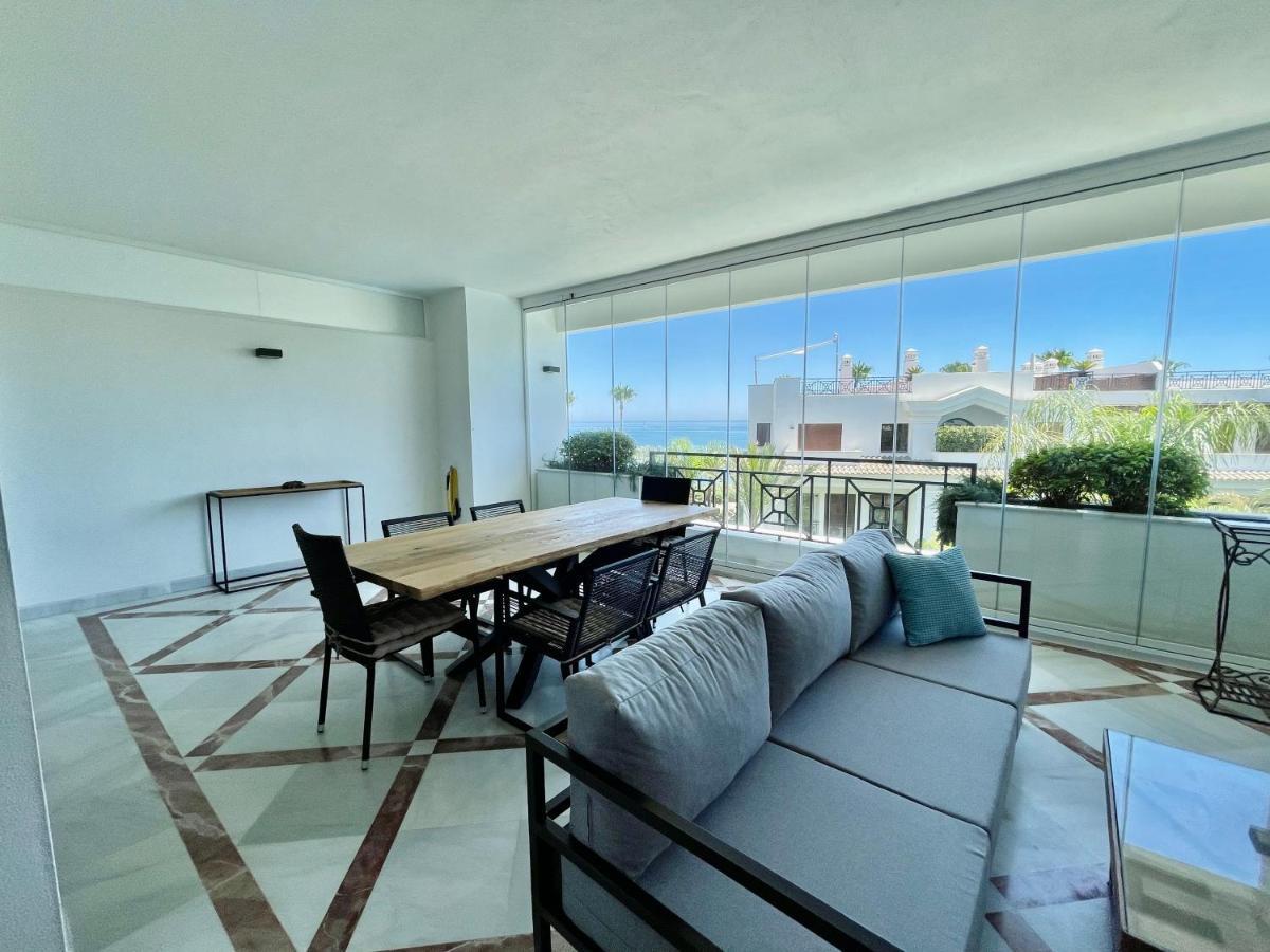 Doncella Beach , apartamento con vistas al mar Estepona Exterior foto