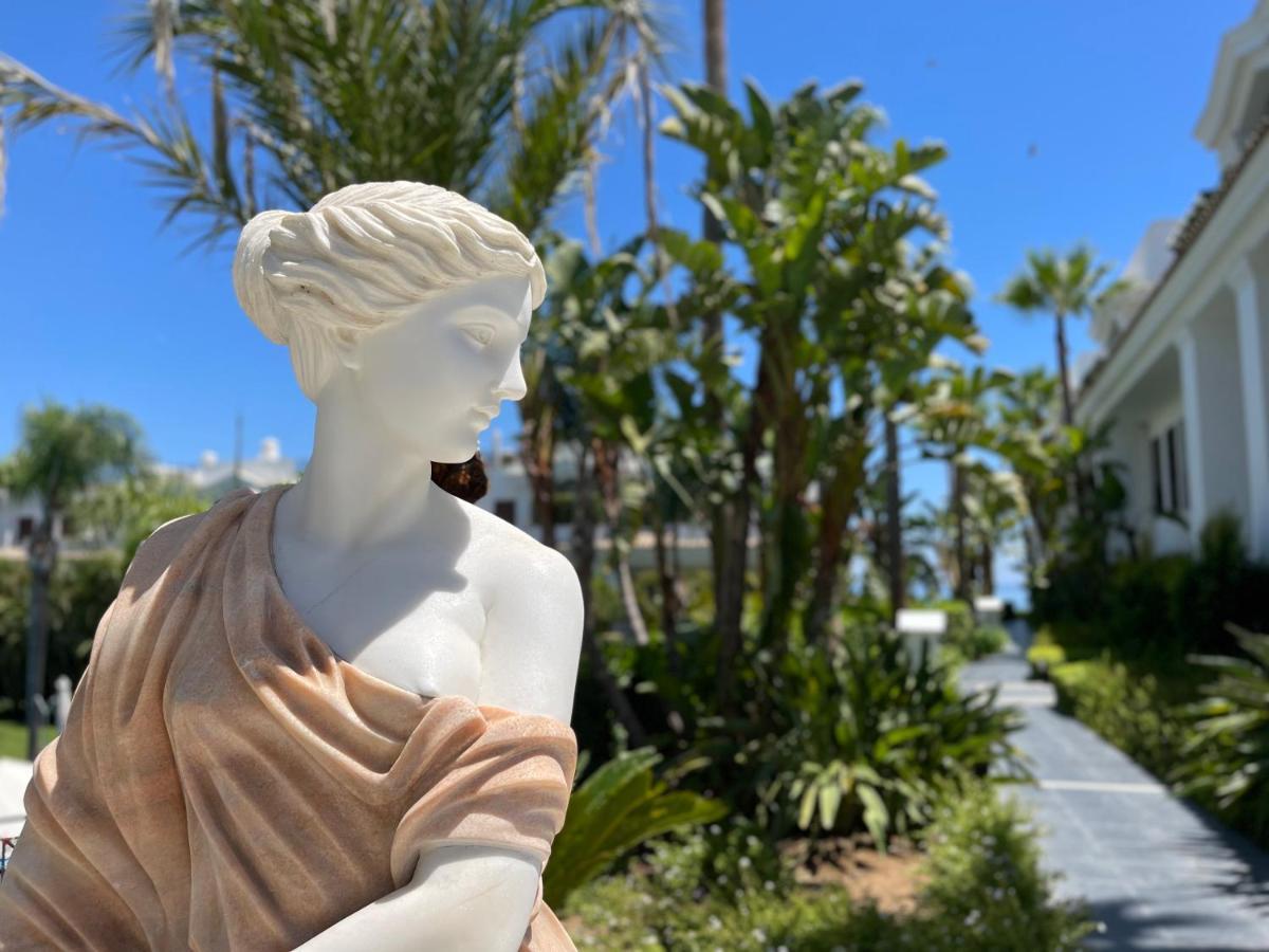 Doncella Beach , apartamento con vistas al mar Estepona Exterior foto